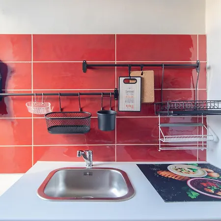 Апартаменты Happy Domus Porta Maggiore Flat Near Termini Station