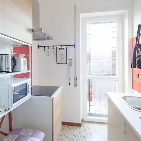 Апартаменты Happy Domus Porta Maggiore Flat Near Termini Station Рим