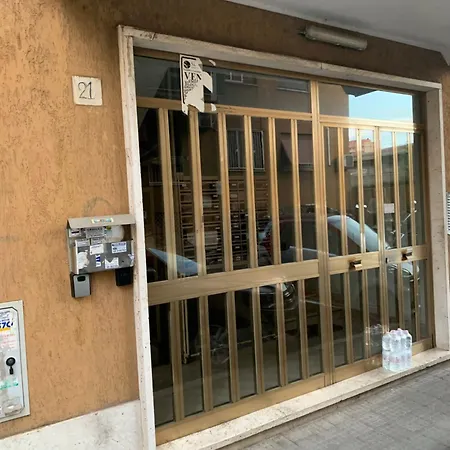 Happy Domus Porta Maggiore Flat Near Termini Station Апартаменты Рим